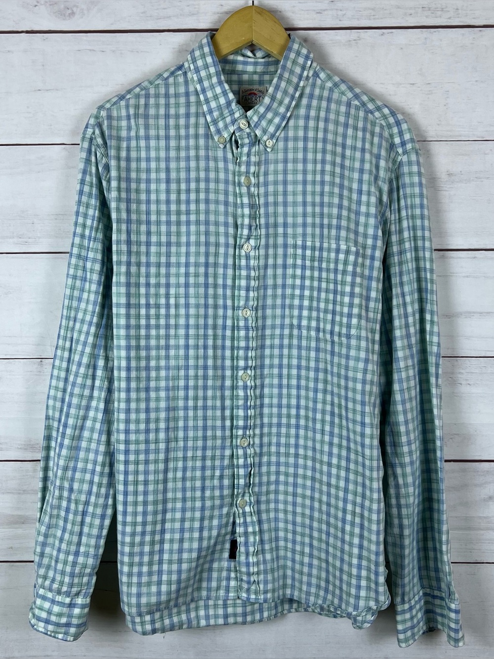 Faherty Brand Long Sleeve Button Down Shirt Mens XL Blue Green Plaid Cotton